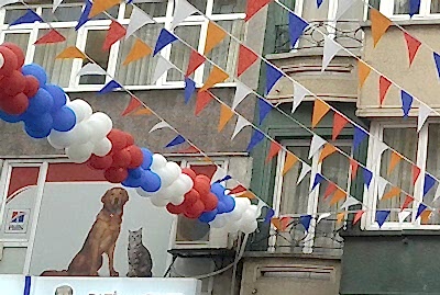 bayrak dekorasyon üçgen bayrak ipe dizili bayrak 23 nisan okul süsleme