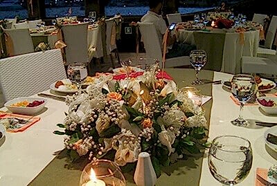 Bayi Toplantıları Çiçek Süsleme Masa Çiçeği