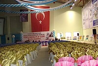 Bayi Toplantıları Masa Sandalye Dekorasyonu Masa Sandalye Süsleme