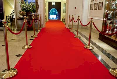 Mezuniyet Töreni Kırmızı Halı