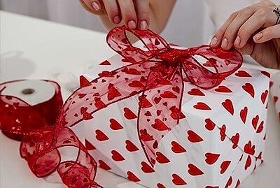 Yılbaşı Kutlamaları Hediye Servisi